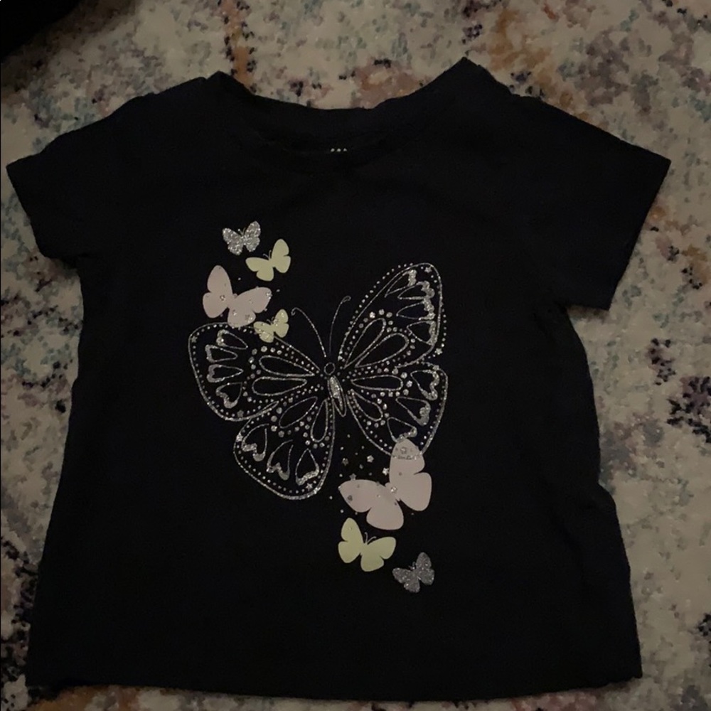 Gap tee